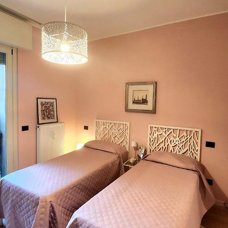 Magnificent Rooms Verona Center Bagian luar foto