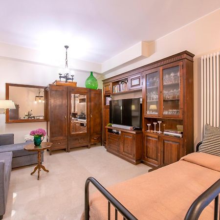 Magnificent Rooms Verona Center Bagian luar foto