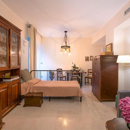 Magnificent Rooms Verona Center Bagian luar foto