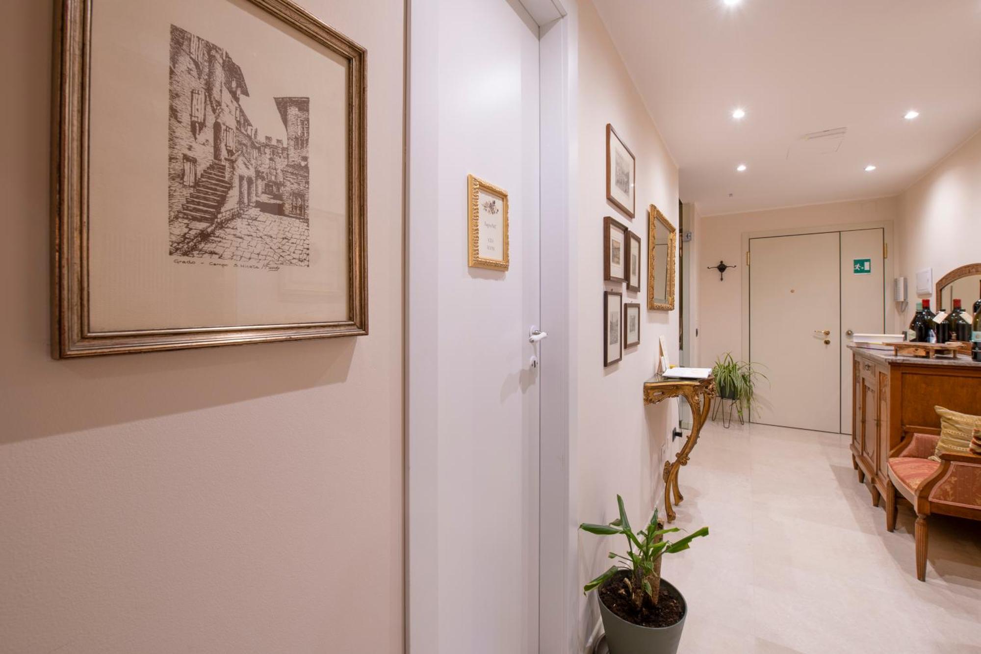 Magnificent Rooms Verona Center Bagian luar foto